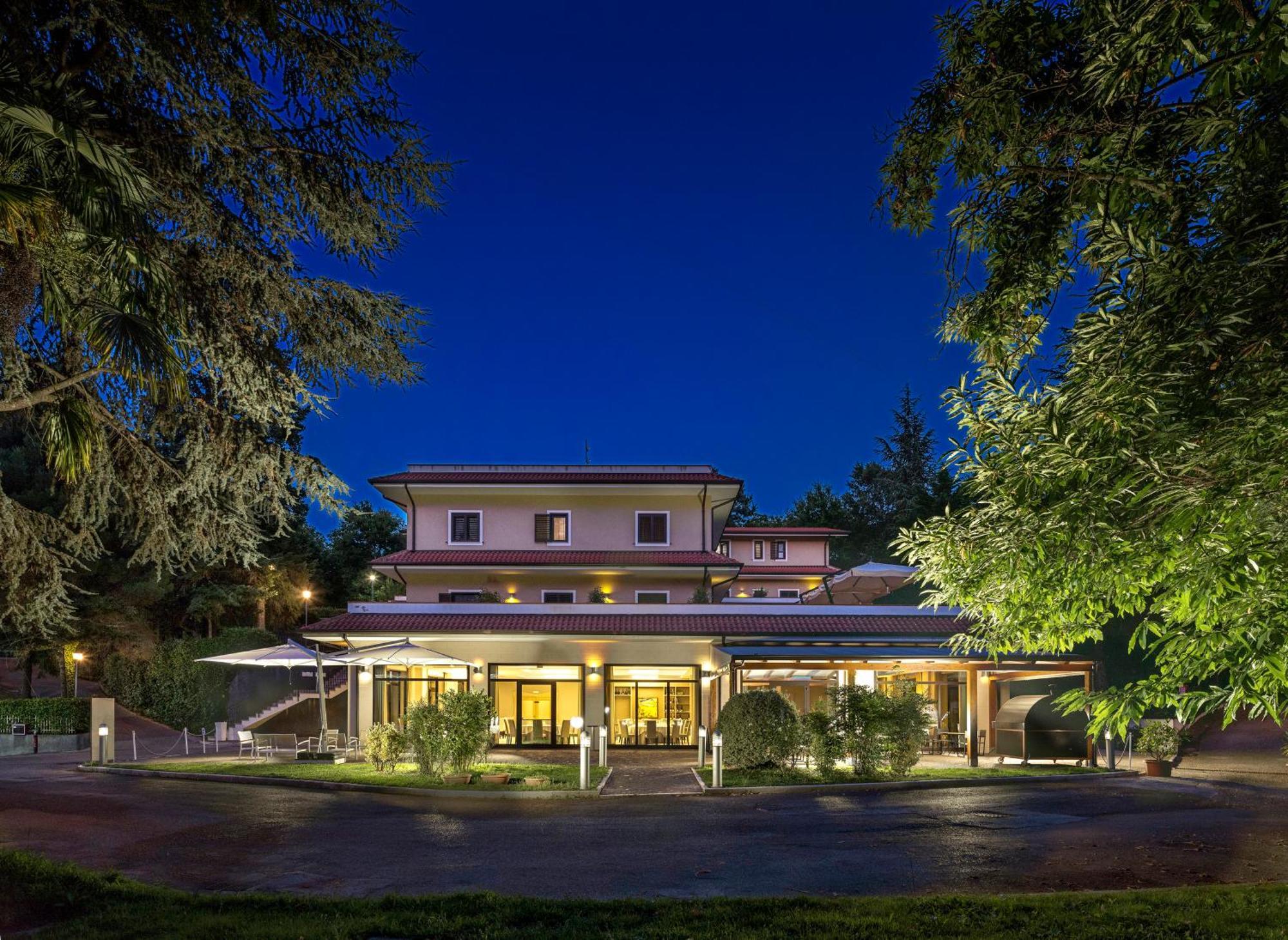 Il Castagneto Hotel Мелфи Екстериор снимка