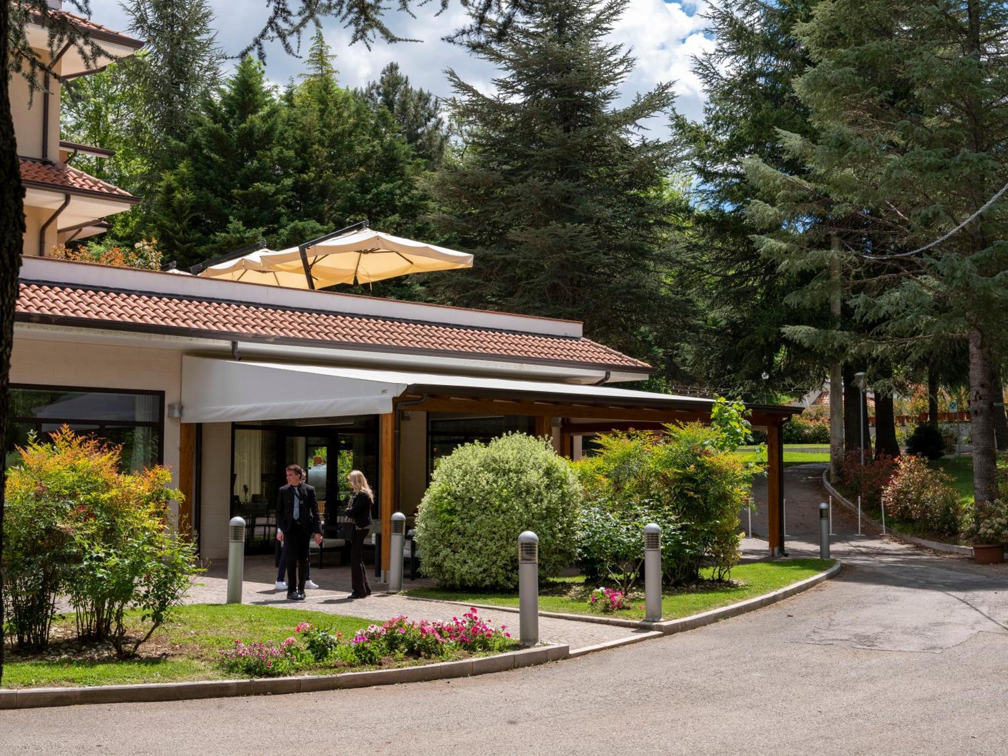 Il Castagneto Hotel Мелфи Екстериор снимка