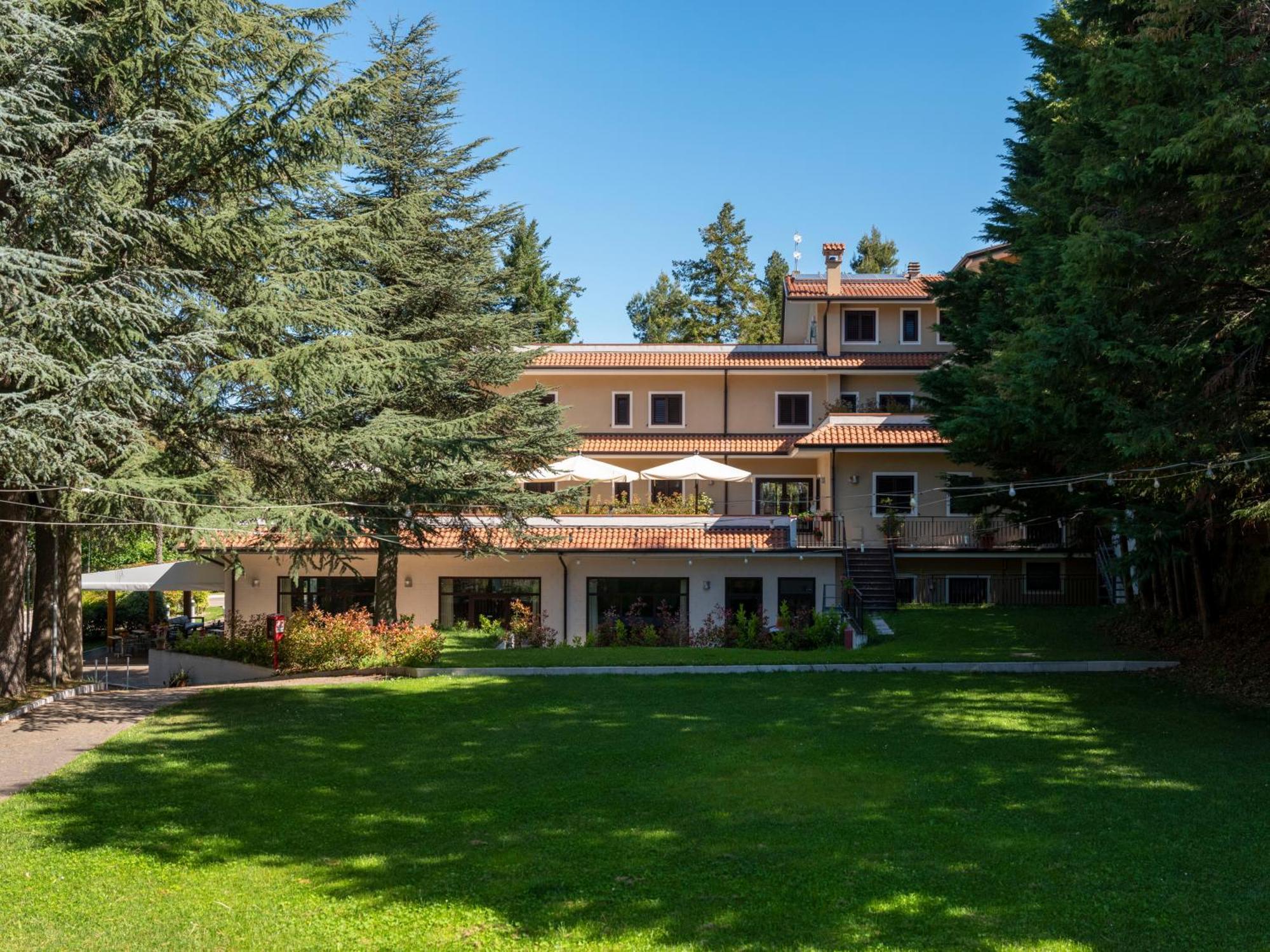 Il Castagneto Hotel Мелфи Екстериор снимка
